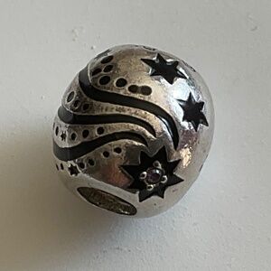 Disney shooting stars charm 🎁 Free add on